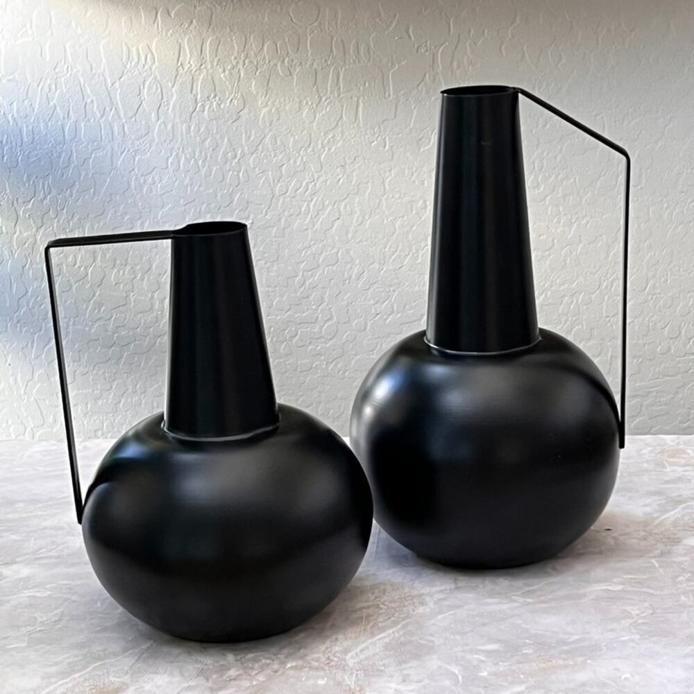 Decorative Aleta Vases Set Of 2 Matte Black Iron